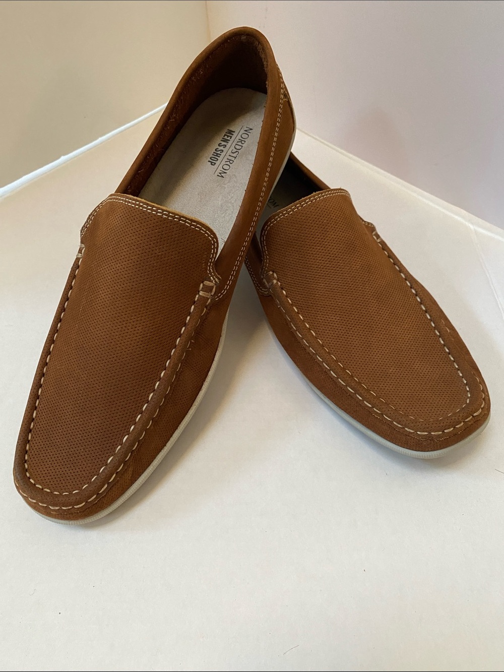 NWOT Nordstrom Men’s Tan Leather Slip-On Driving Round Toe Casual Moc Loafers 11